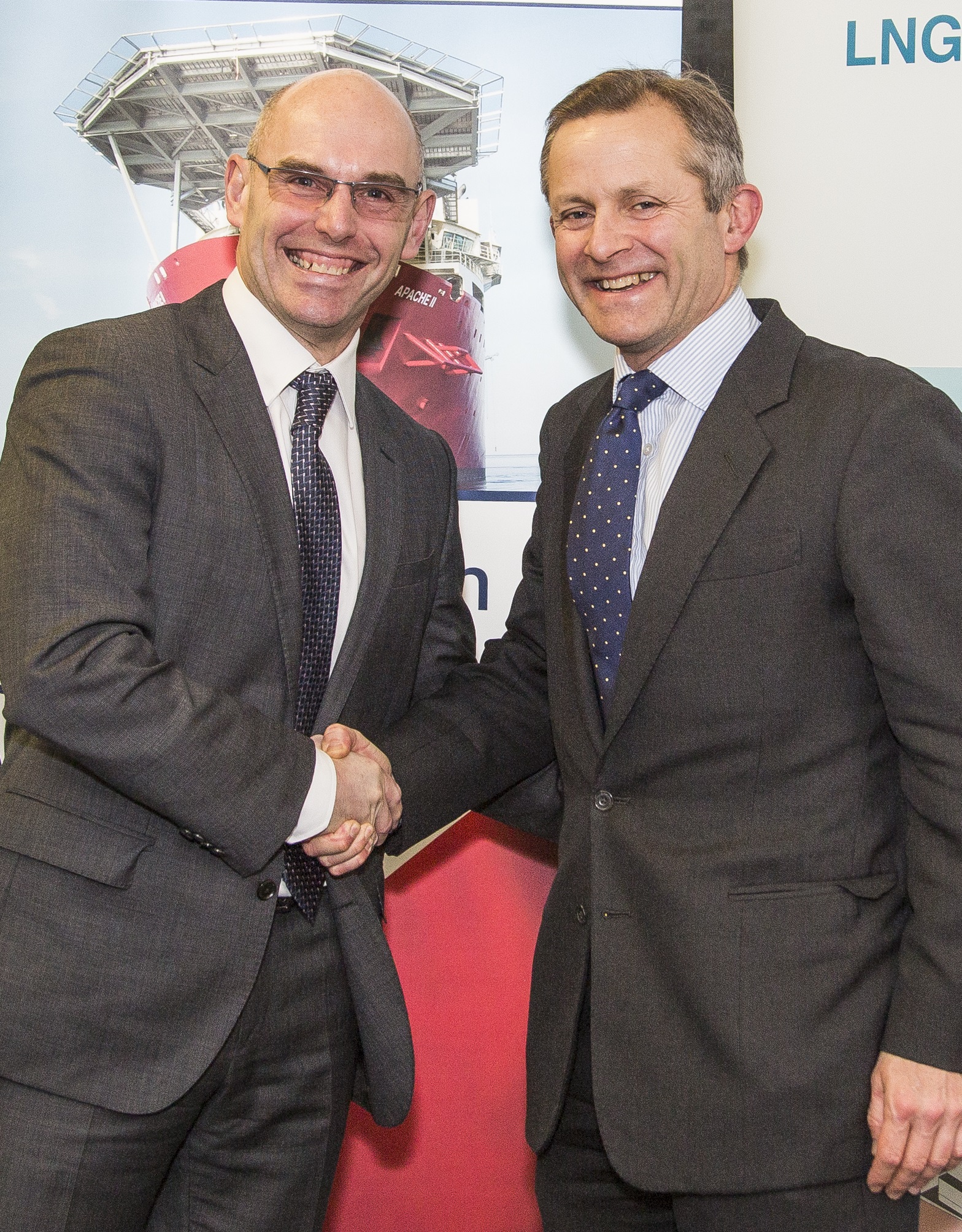 Next generation of LNG transfer equipment closer to market as Houlder & KLAW LNG join forces